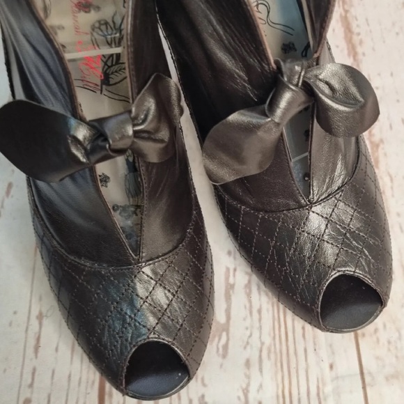 Alannah Hill Peep toe SUPER SOFT Leather ankle boots - Picture 3 of 4